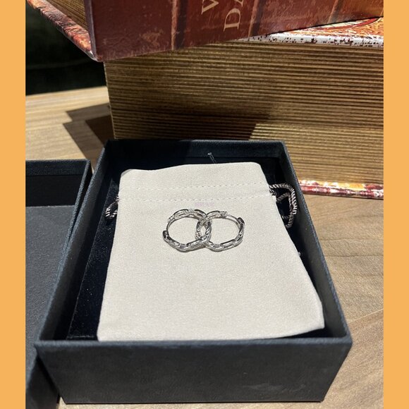 𝙳𝚊𝚟𝚒𝚍 𝚈𝚞𝚛𝚖𝚊𝚗 Silver Earrings - Picture 5 of 6